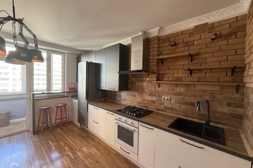 Продаётся 2-комнатная квартира, 63 м²