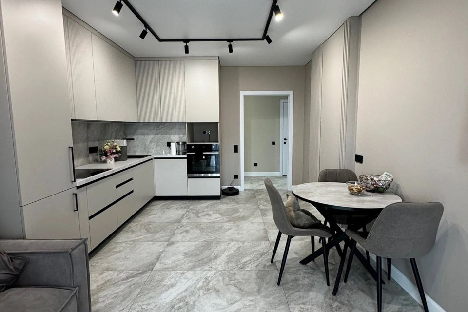 Продаётся 2-комнатная квартира, 62 м²