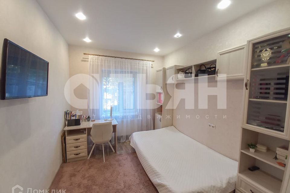 Продаётся 3-комнатная квартира, 70 м²