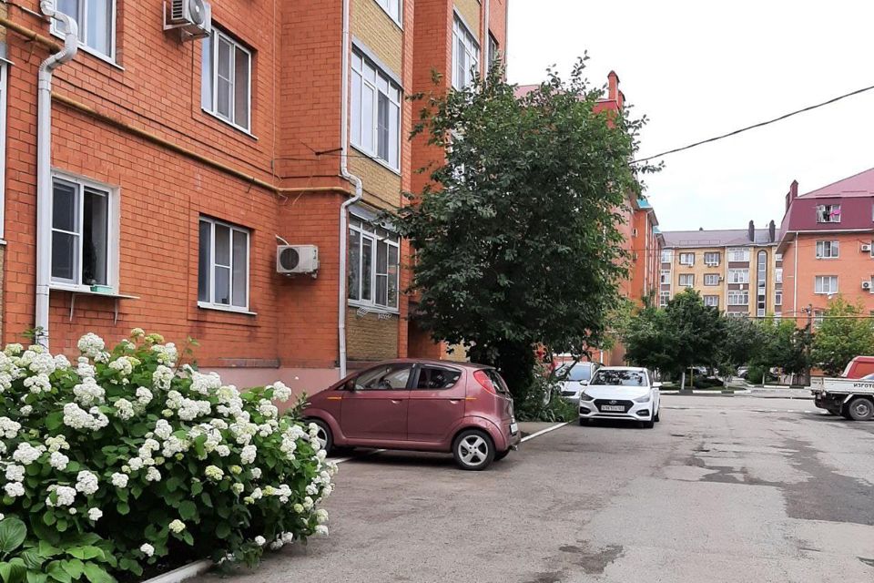 Продаётся 1-комнатная квартира, 41.6 м²