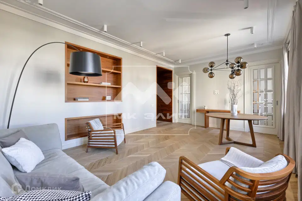 Продаётся 3-комнатная квартира, 119 м²