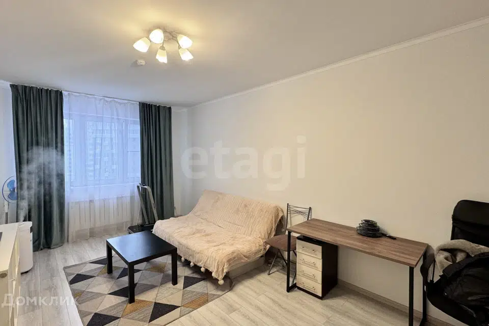 Продаётся 1-комнатная квартира, 39.5 м²