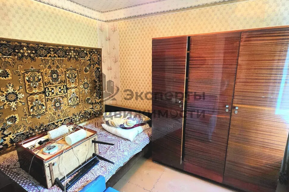 Продаётся 3-комнатная квартира, 53.6 м²