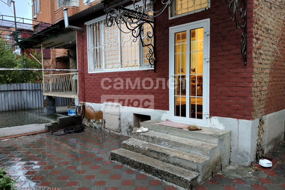 Продаётся 3-комнатная квартира, 116 м²