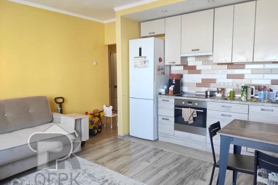 Продаётся 2-комнатная квартира, 58 м²