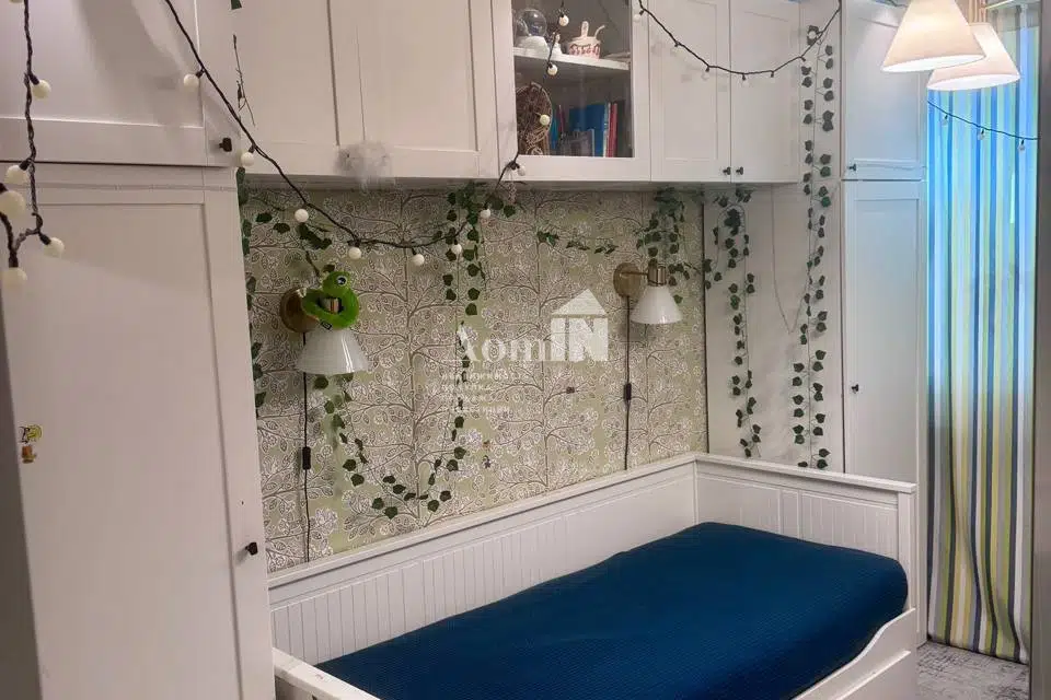 Продаётся 2-комнатная квартира, 57.2 м²