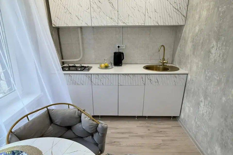 Продаётся 3-комнатная квартира, 52.9 м²