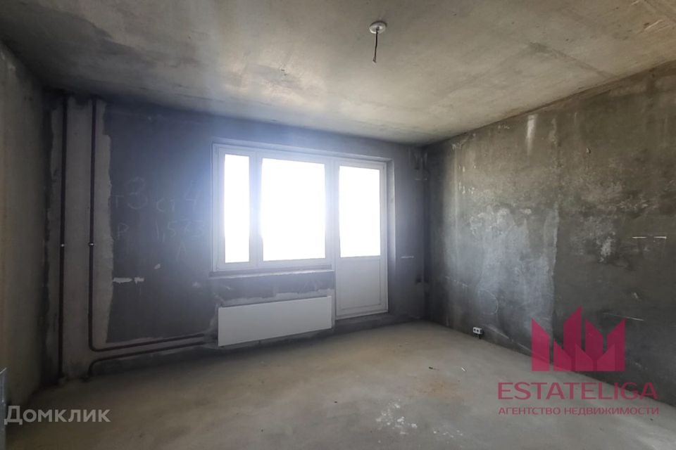 Продаётся 1-комнатная квартира, 42.7 м²