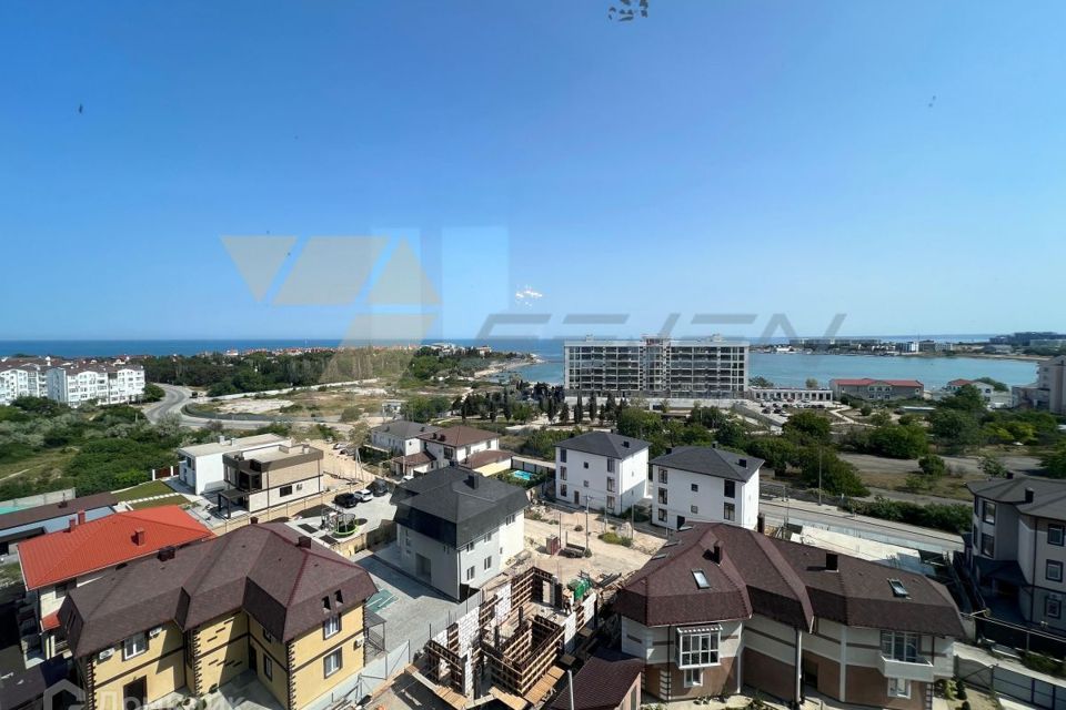 Продаётся 4-комнатная квартира, 160 м²