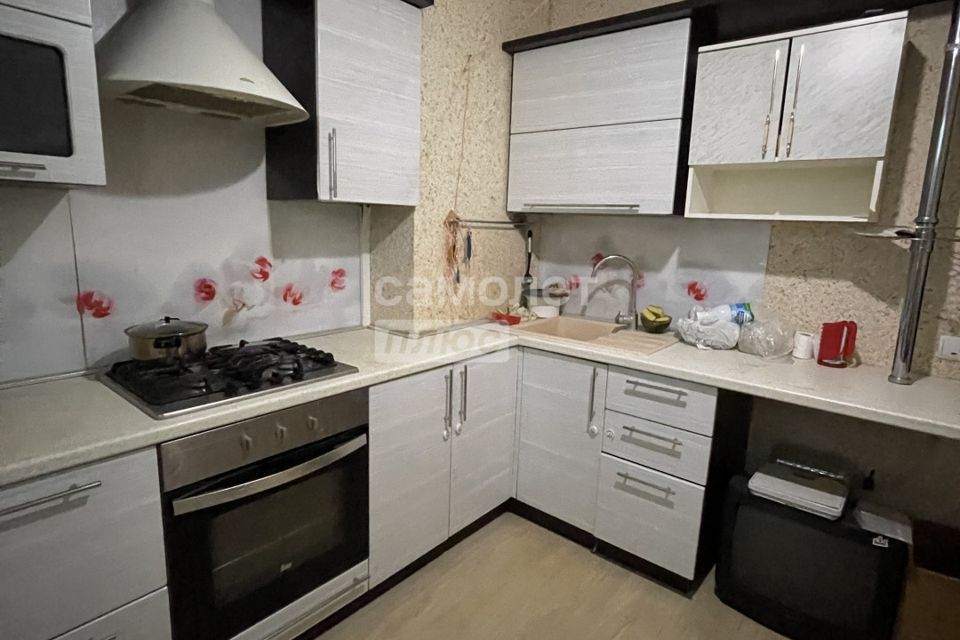 Продаётся 1-комнатная квартира, 44.4 м²