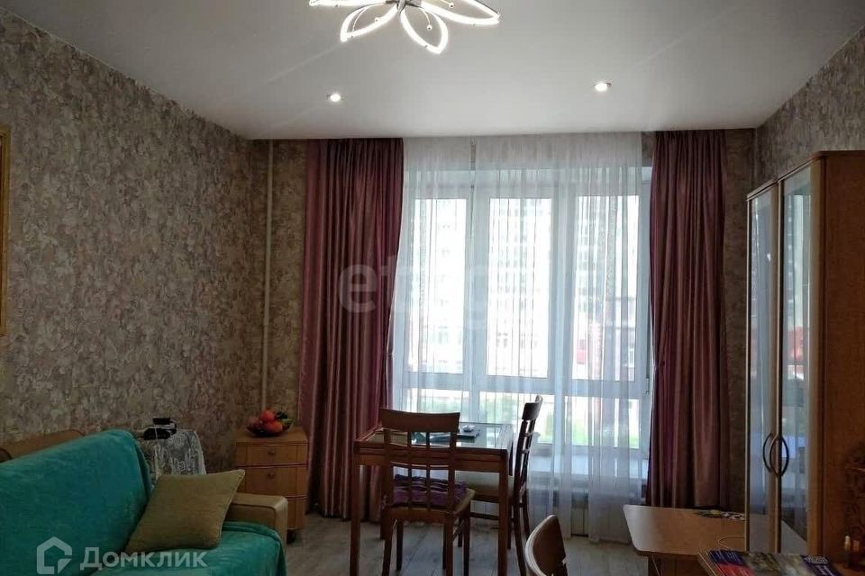 Продаётся 2-комнатная квартира, 55.8 м²