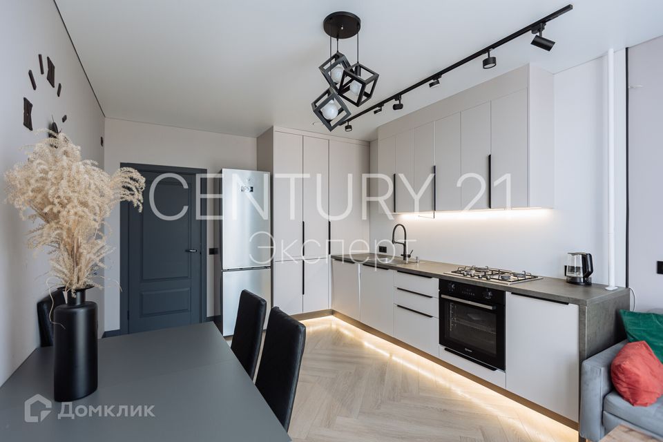Продаётся 2-комнатная квартира, 61.9 м²