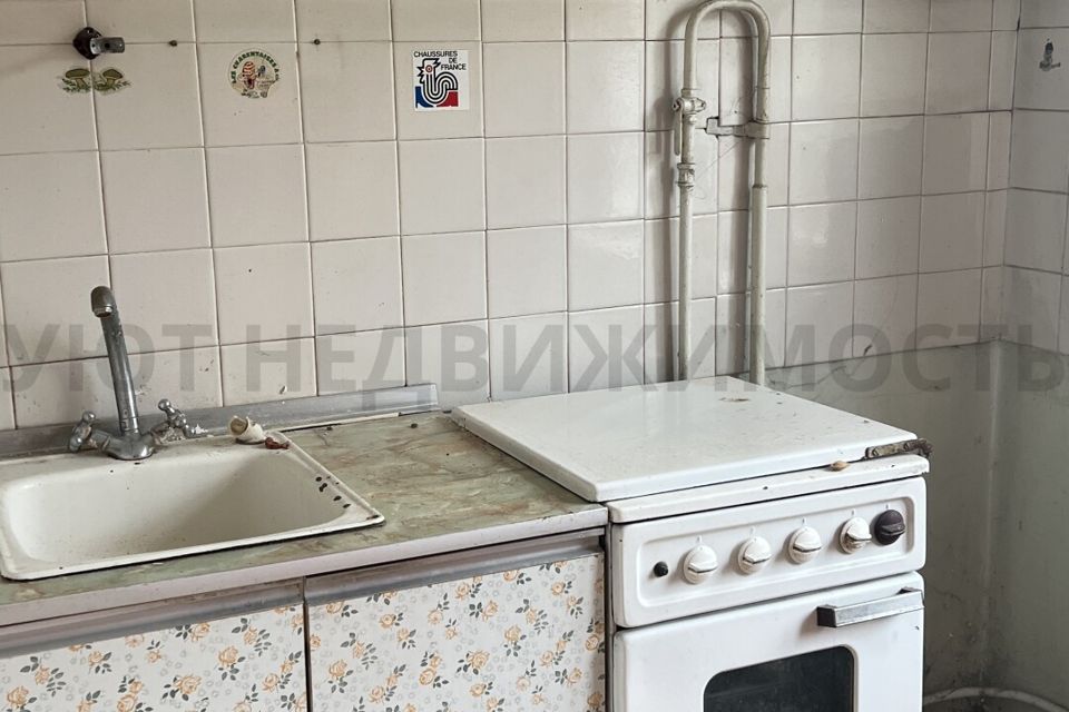 Продаётся 3-комнатная квартира, 57.7 м²