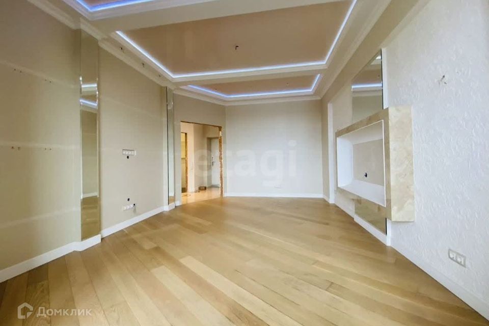 Продаётся 1-комнатная квартира, 52 м²