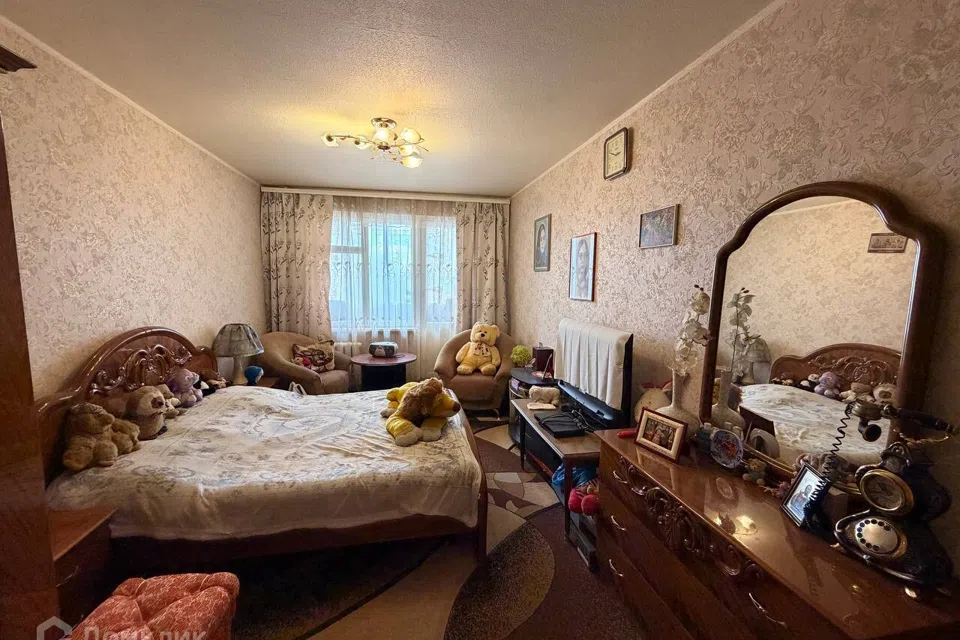 Продаётся 4-комнатная квартира, 85 м²