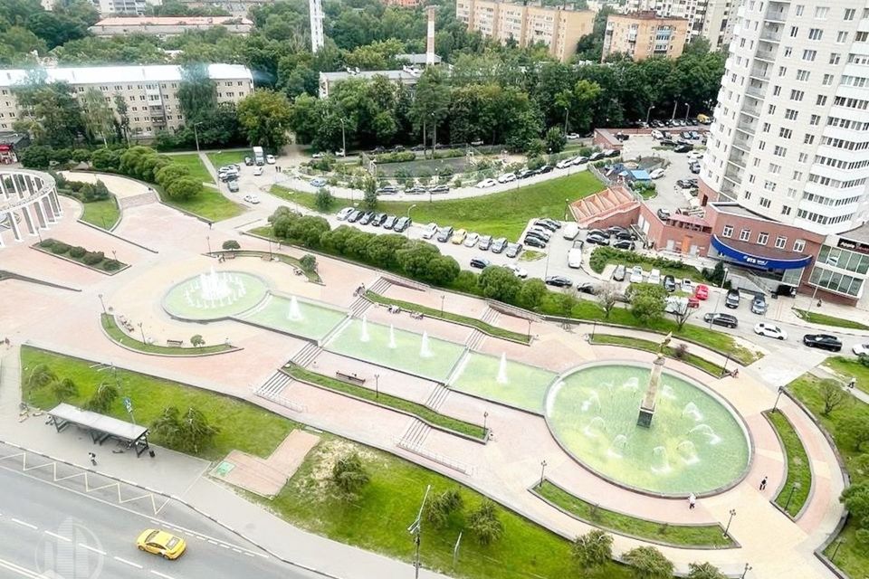Сдаётся 1-комнатная квартира, 58 м²
