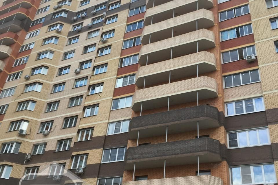 Продаётся 1-комнатная квартира, 60 м²