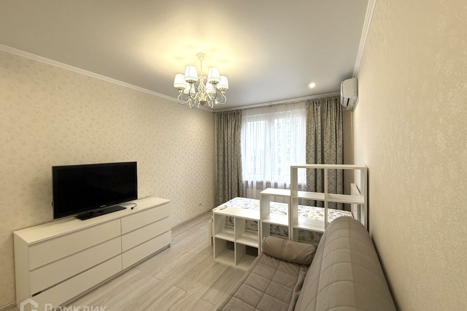 Продаётся 1-комнатная квартира, 34 м²
