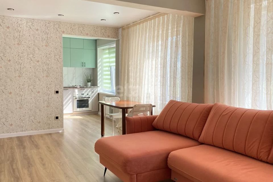 Продаётся 3-комнатная квартира, 57.5 м²