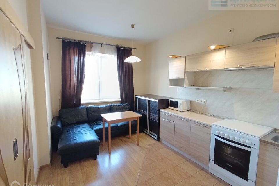 Продаётся 1-комнатная квартира, 41.5 м²