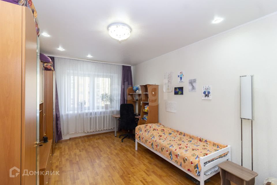 Продаётся 1-комнатная квартира, 41.7 м²