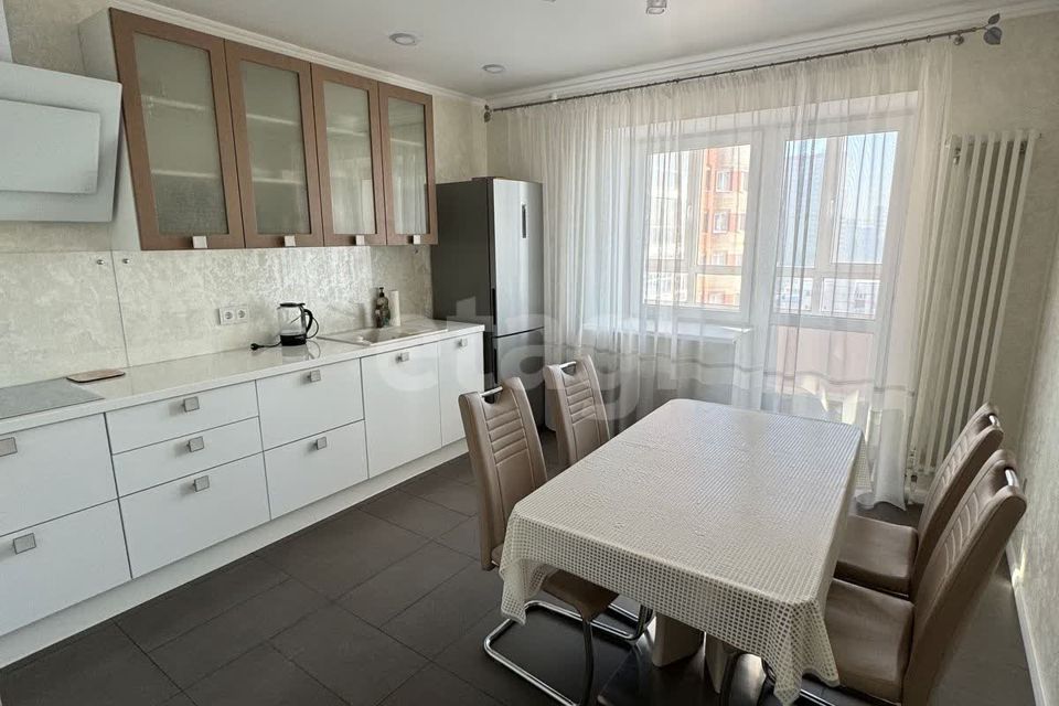 Продаётся 2-комнатная квартира, 78.2 м²
