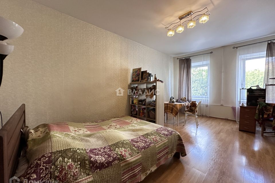 Продаётся 3-комнатная квартира, 105.3 м²