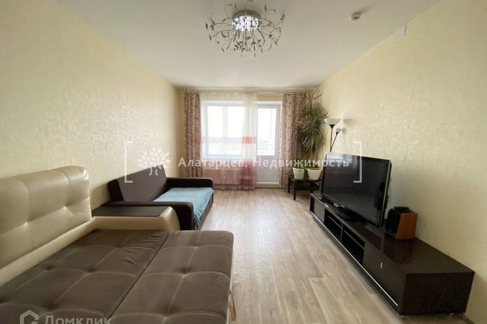 Продаётся 3-комнатная квартира, 80.2 м²