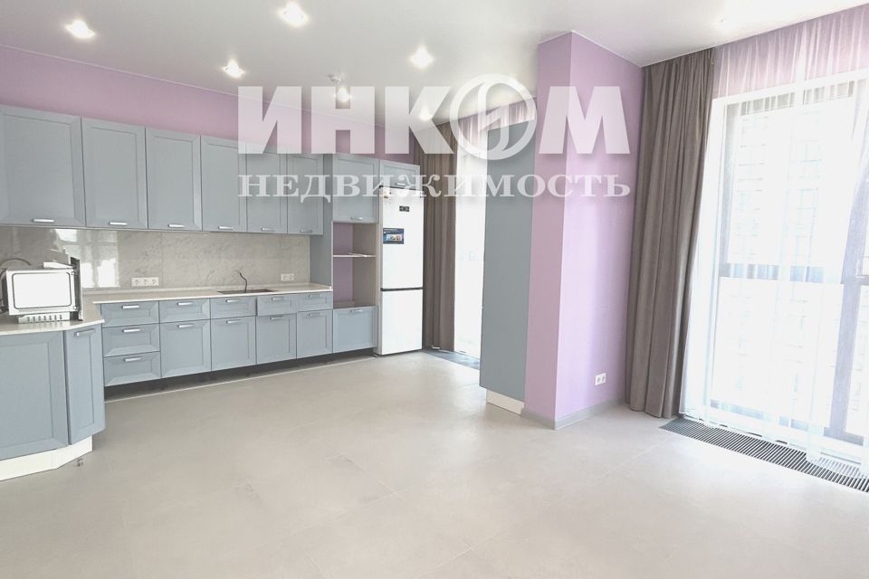 Продаётся 3-комнатная квартира, 100.4 м²