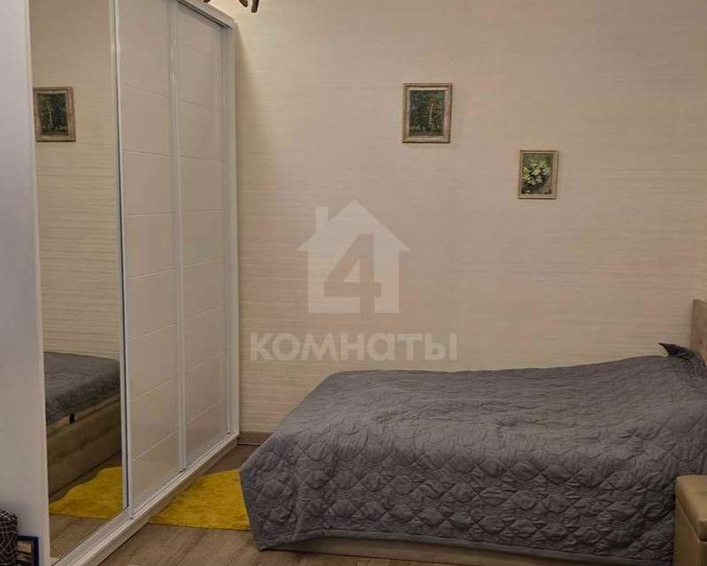 Продаётся 1-комнатная квартира, 37.3 м²