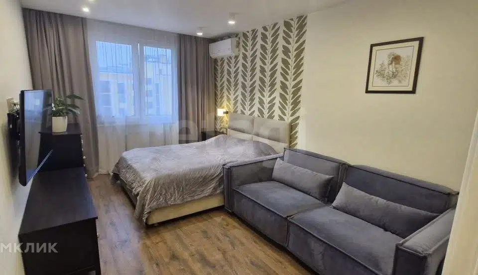 Продаётся 1-комнатная квартира, 37.4 м²