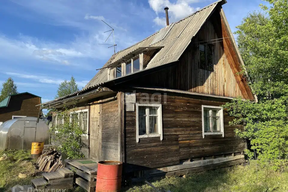 Продаётся 2-этажный дом, 65 м²
