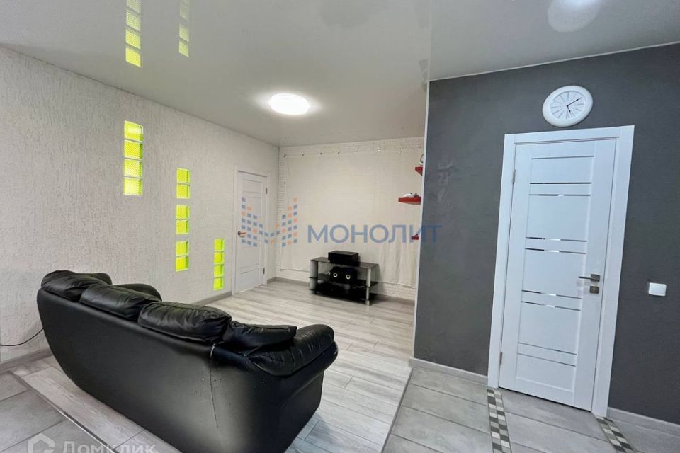 Продаётся 2-комнатная квартира, 56.8 м²