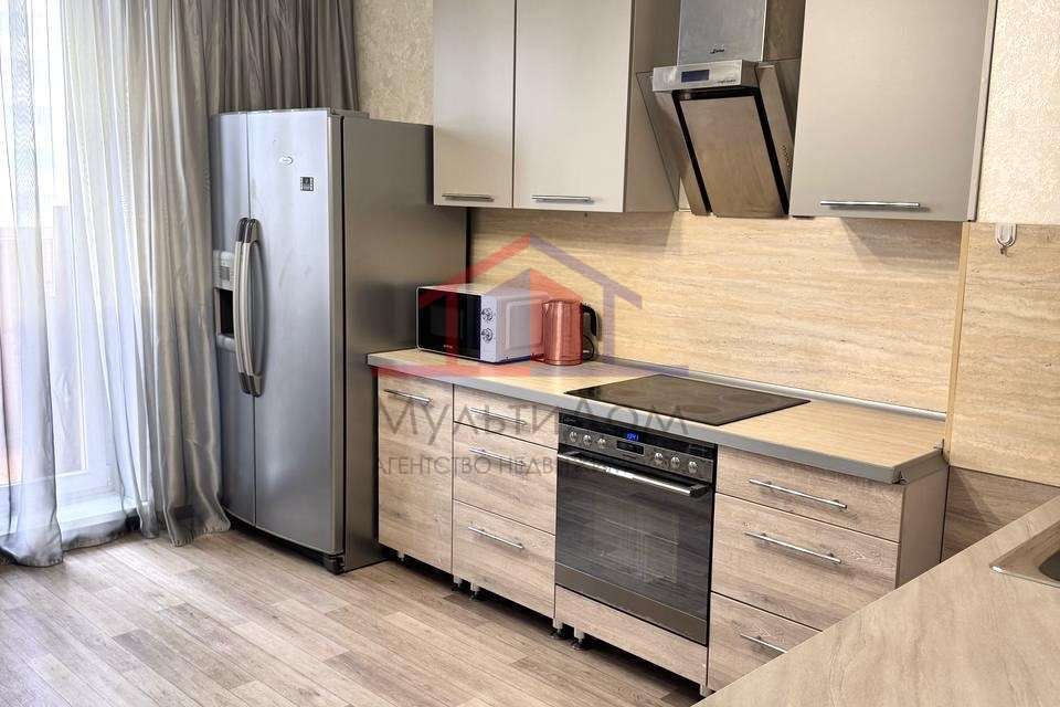 Сдаётся 3-комнатная квартира, 120 м²