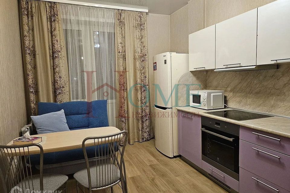 Сдаётся 1-комнатная квартира, 40 м²