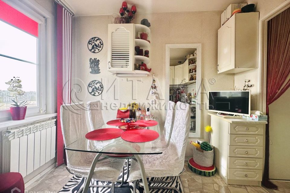 Продаётся 2-комнатная квартира, 55 м²