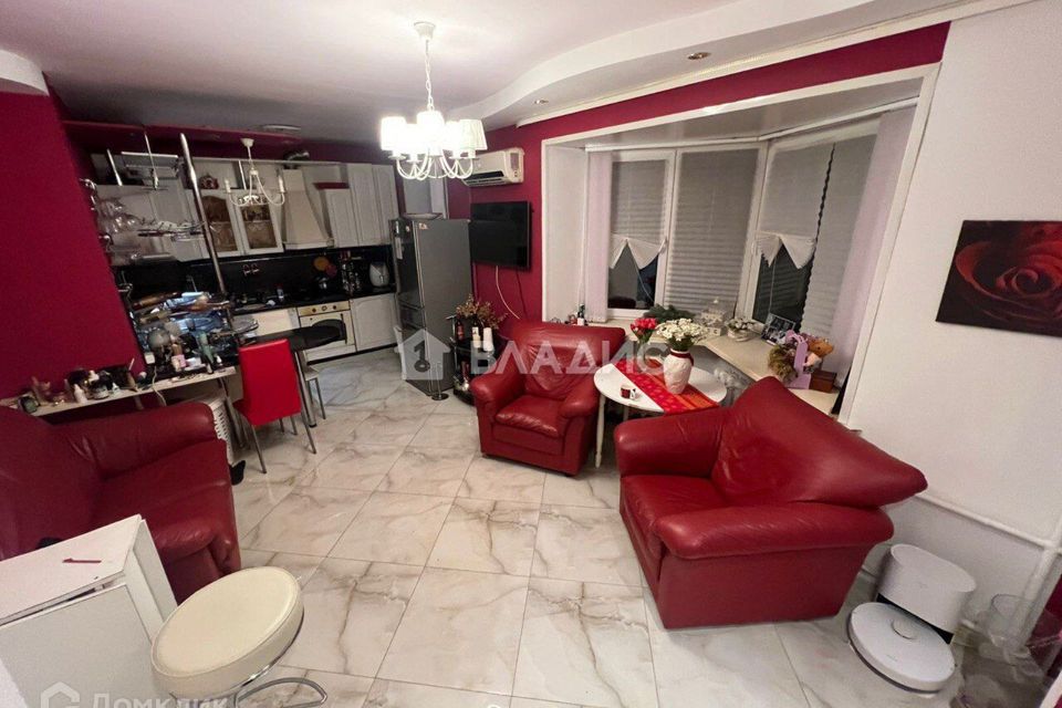 Продаётся 2-комнатная квартира, 47.5 м²
