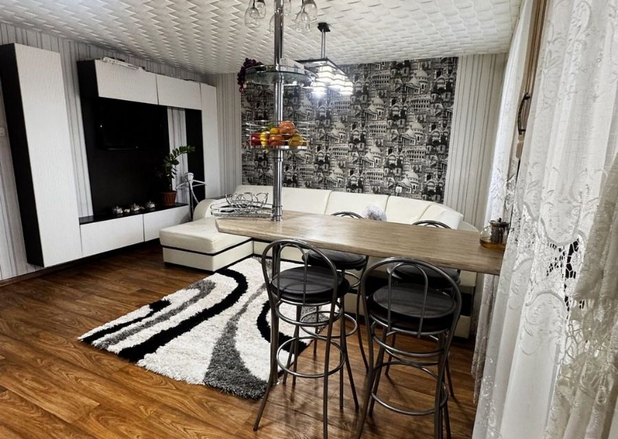 Продаётся 3-комнатная квартира, 66.1 м²