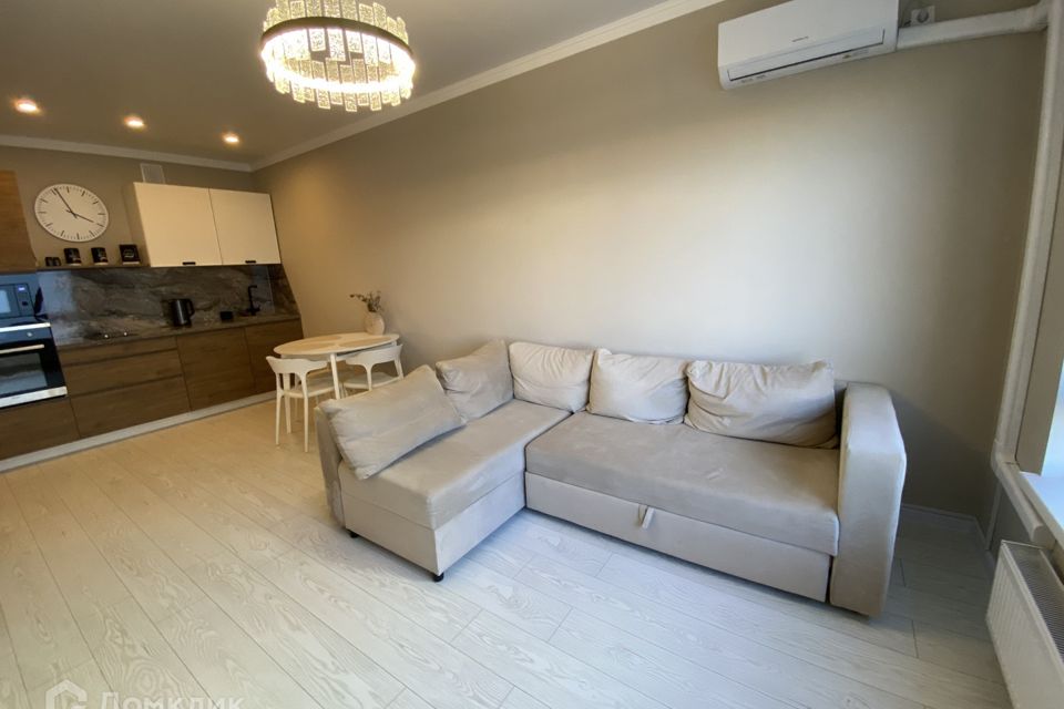 Сдаётся 2-комнатная квартира, 55 м²