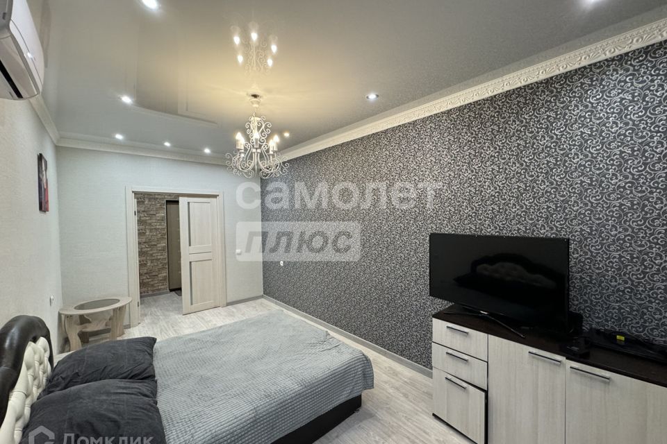 Продаётся 1-комнатная квартира, 42.9 м²