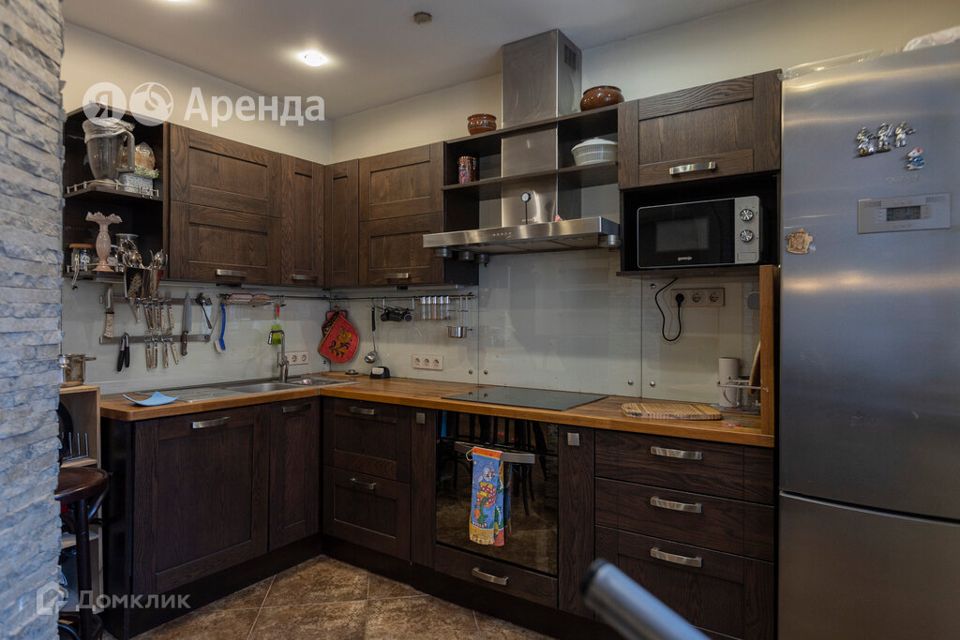 Сдаётся 3-комнатная квартира, 93 м²