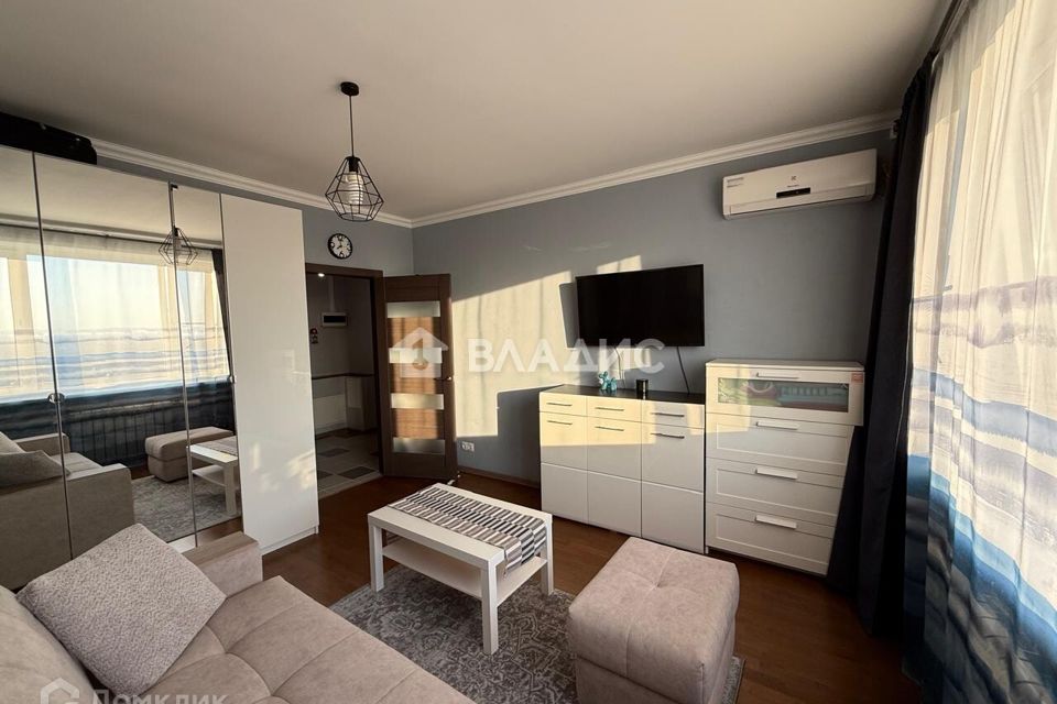 Продаётся 1-комнатная квартира, 37.3 м²