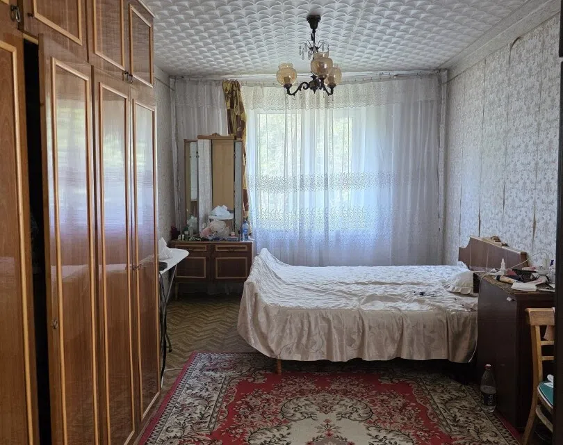 Продаётся 4-комнатная квартира, 92 м²