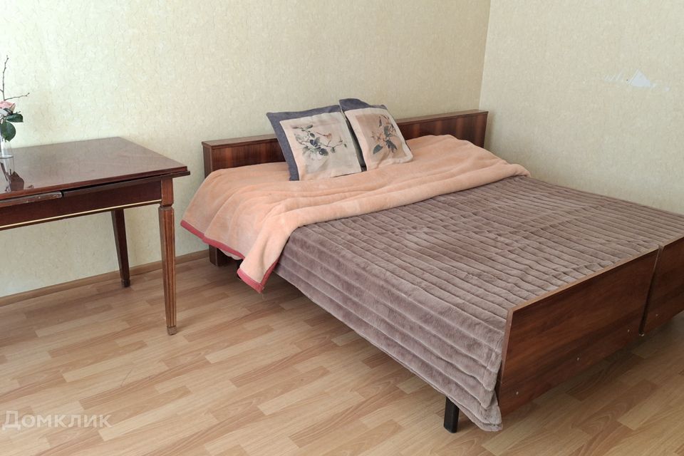 Продаётся 1-комнатная квартира, 37.8 м²
