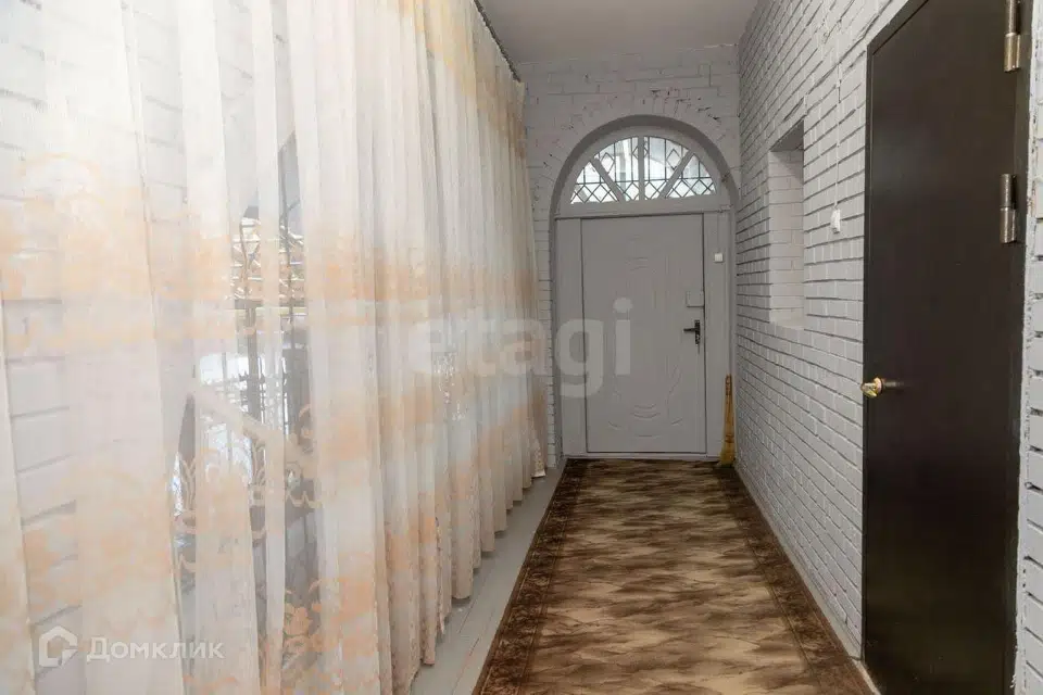 Продаётся 3-этажный дом, 437.6 м²