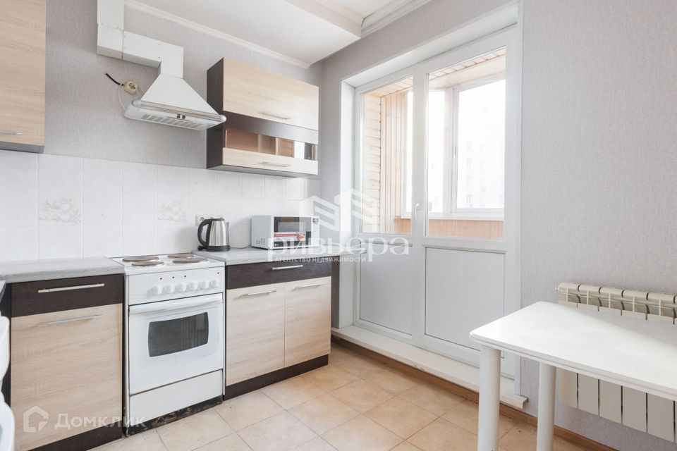 Сдаётся 1-комнатная квартира, 40 м²