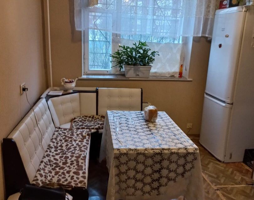 Продаётся 2-комнатная квартира, 53.2 м²