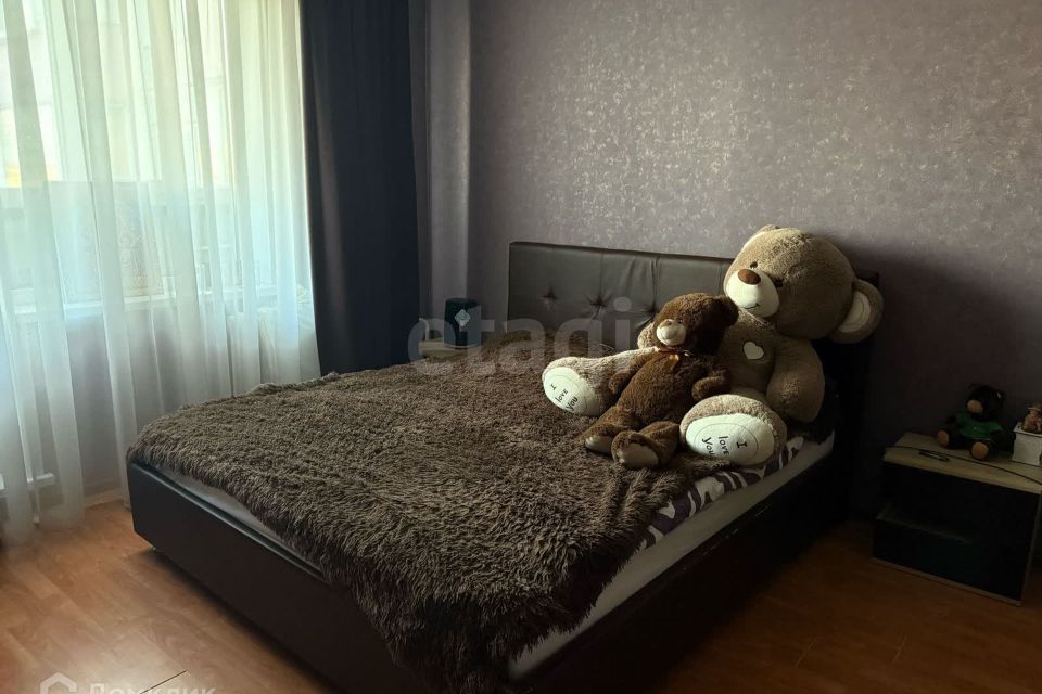 Продаётся 2-комнатная квартира, 66.7 м²
