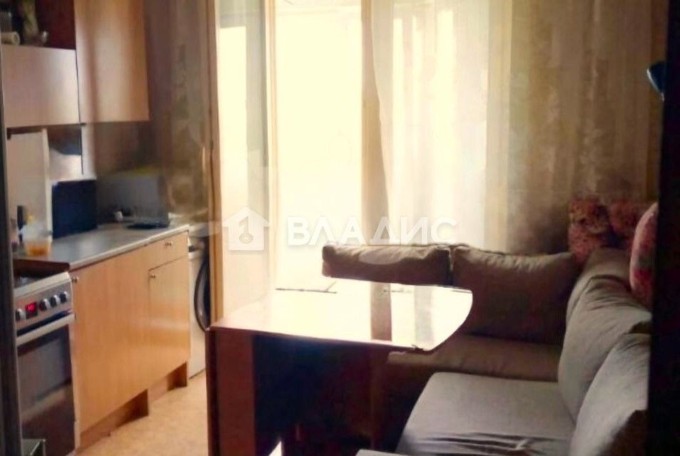 Продаётся 1-комнатная квартира, 52 м²
