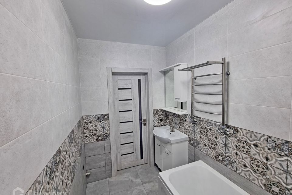 Продаётся 2-комнатная квартира, 64.2 м²